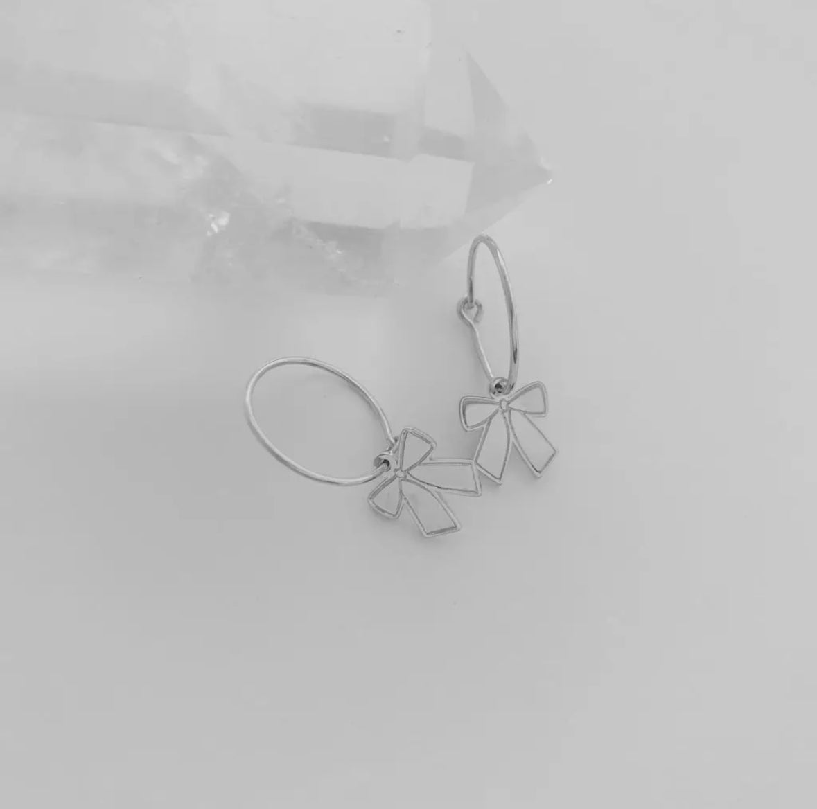 bow hoops