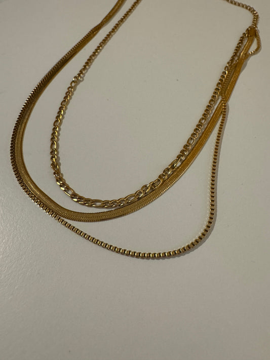 triple chain necklace