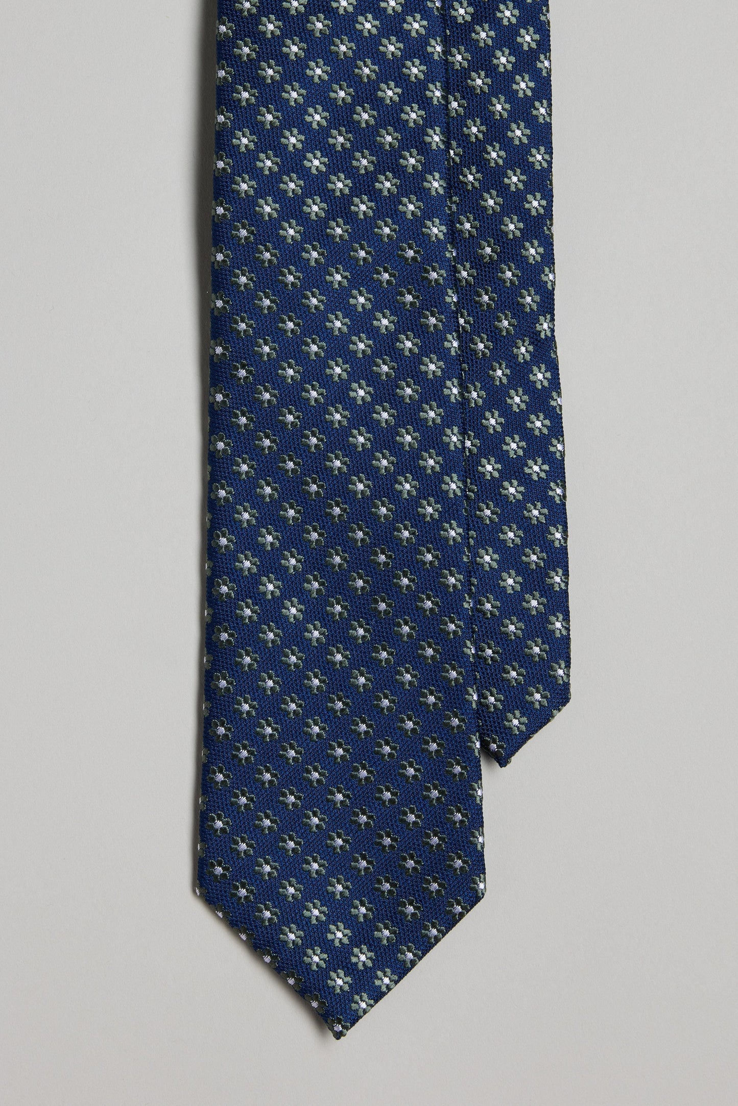 Carmen Flower Tie