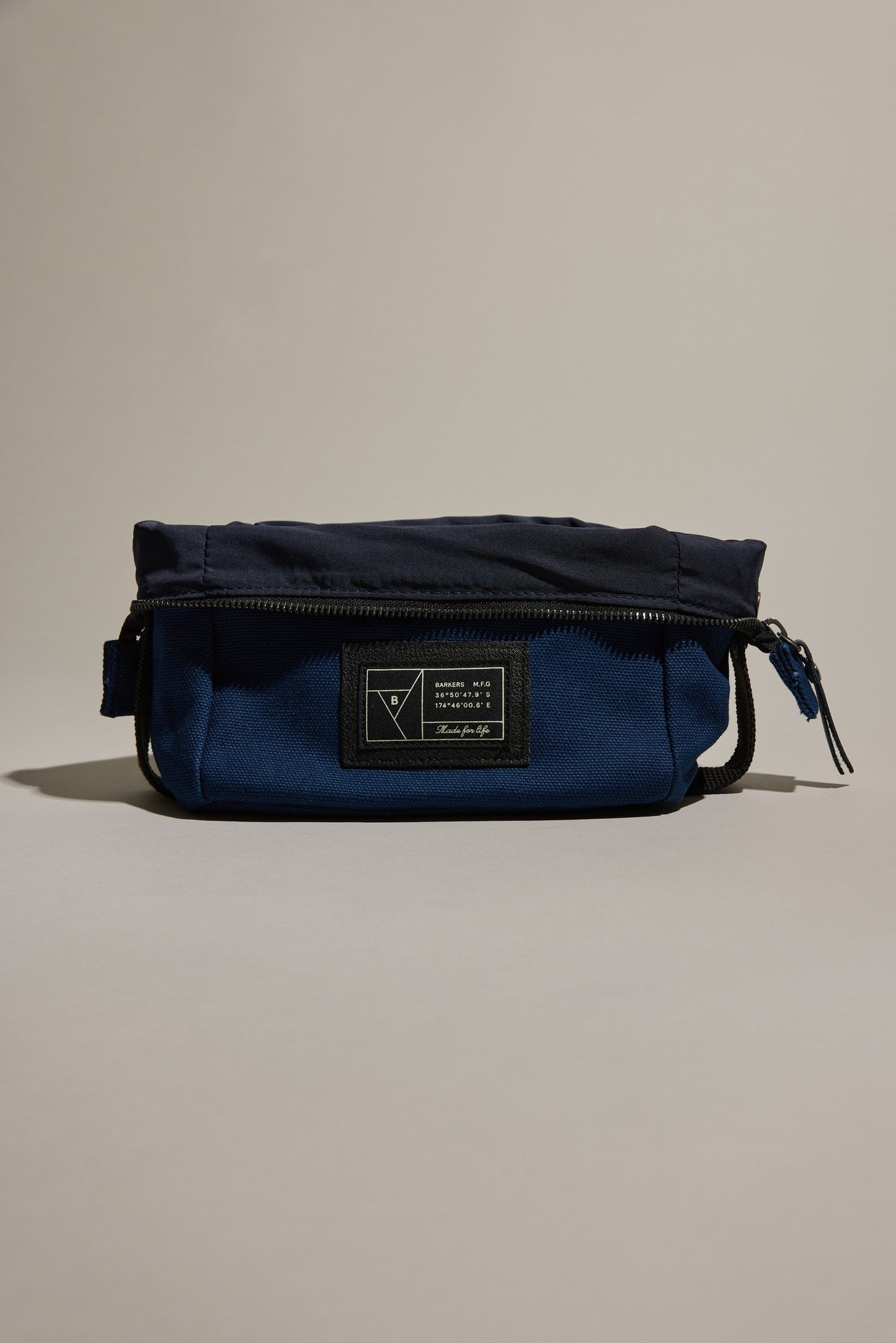 Barkers Canvas Toiletry Bag