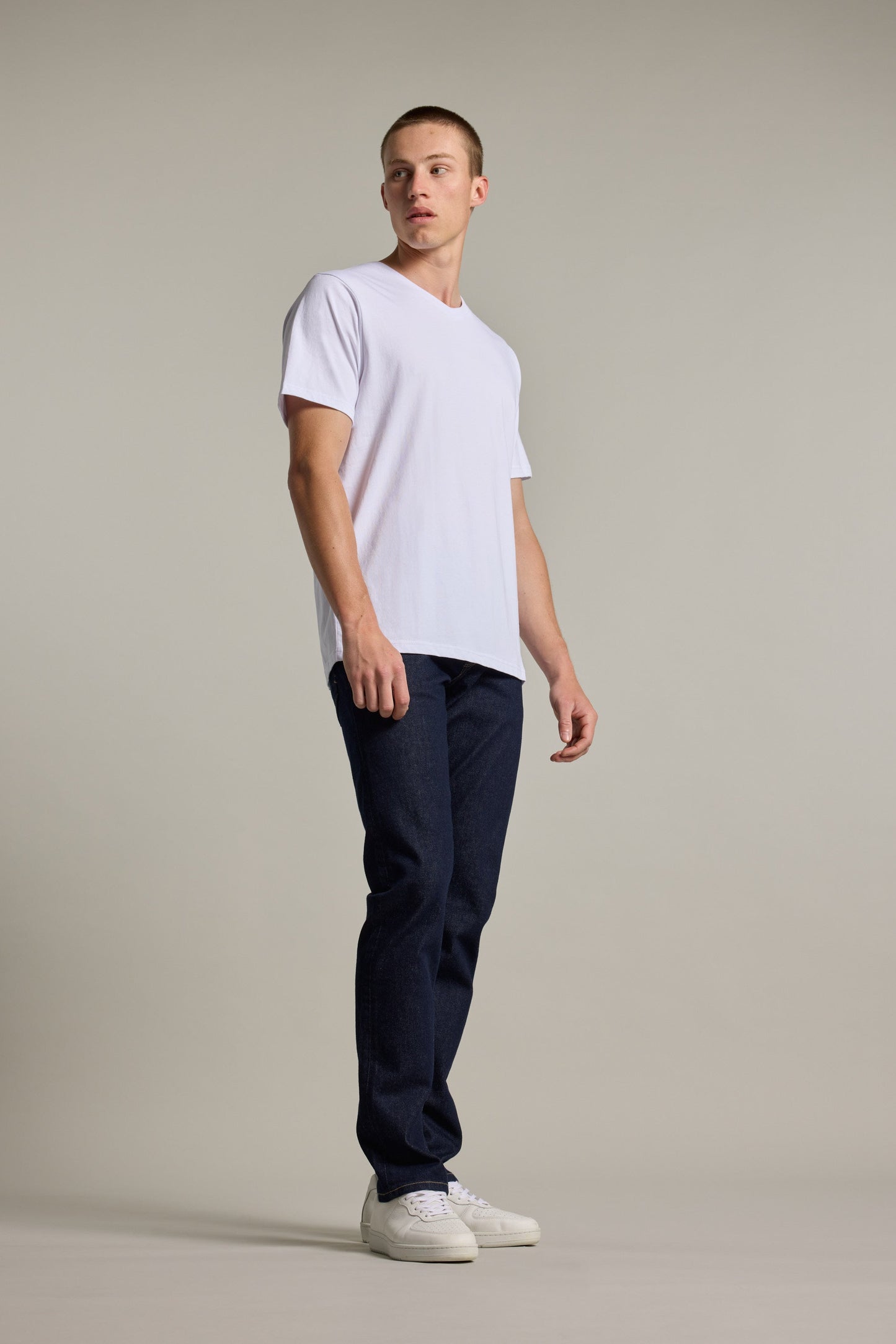 Essential V Neck Tee