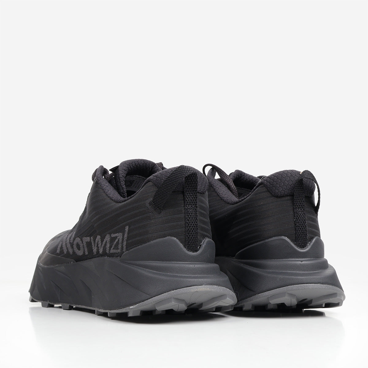 NNormal Cadi Shoes