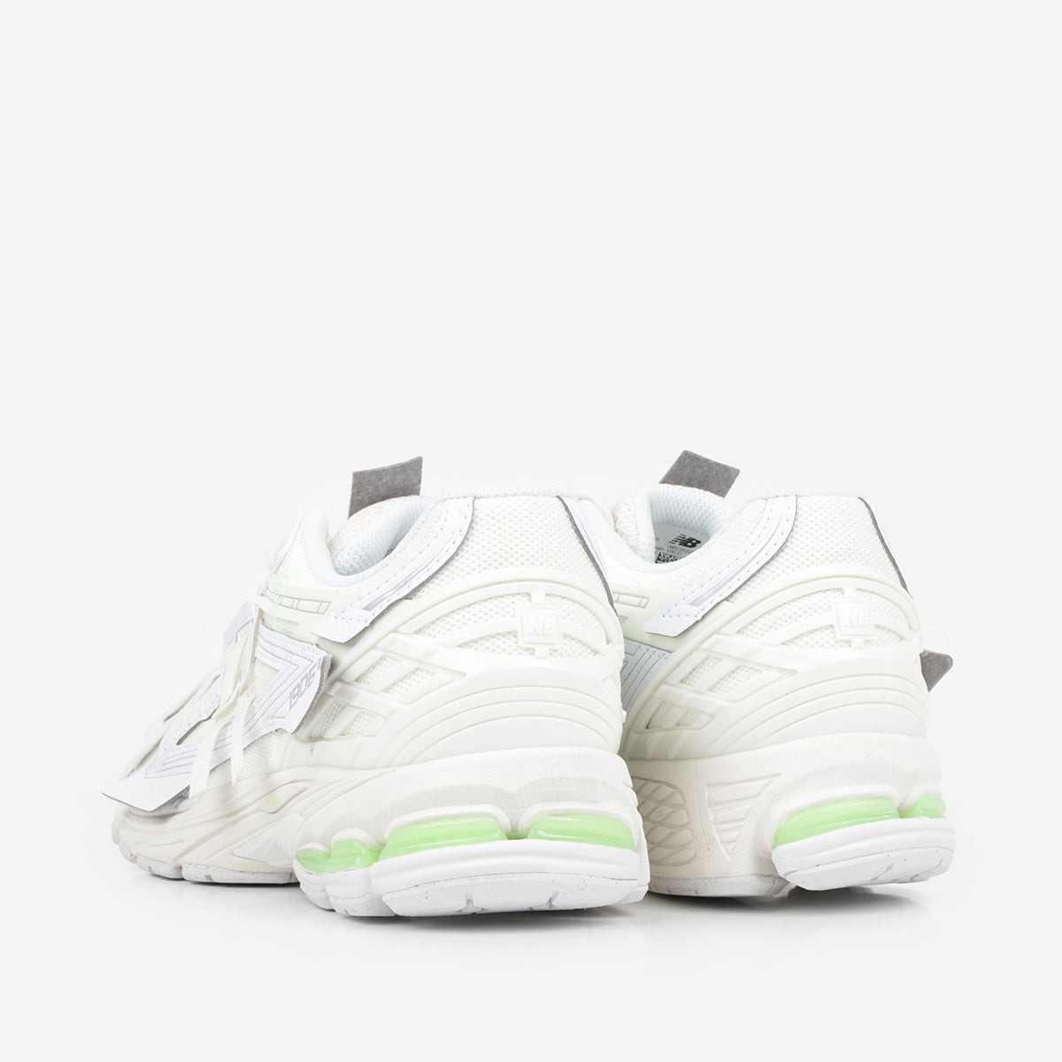 New Balance 1906AE Shoes