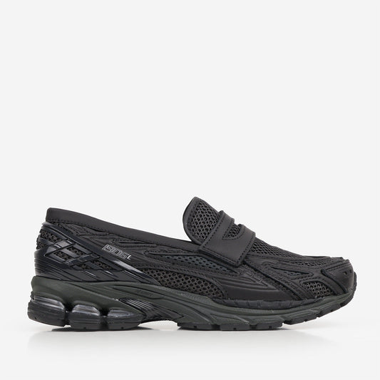 New Balance 1906L Shoes