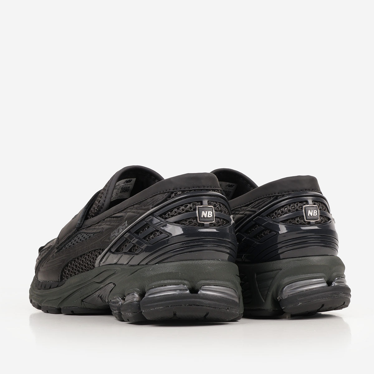 New Balance 1906L Shoes