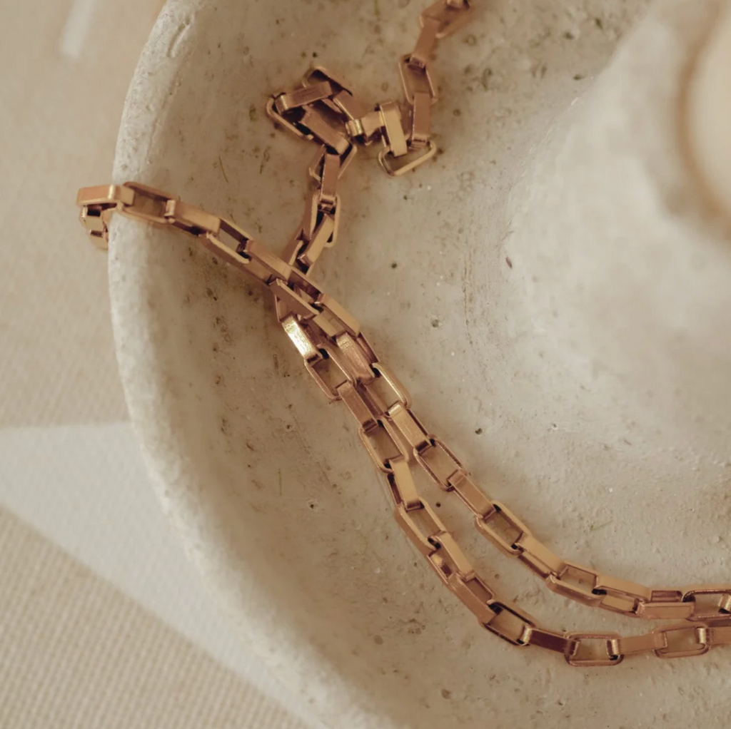 pipa necklace