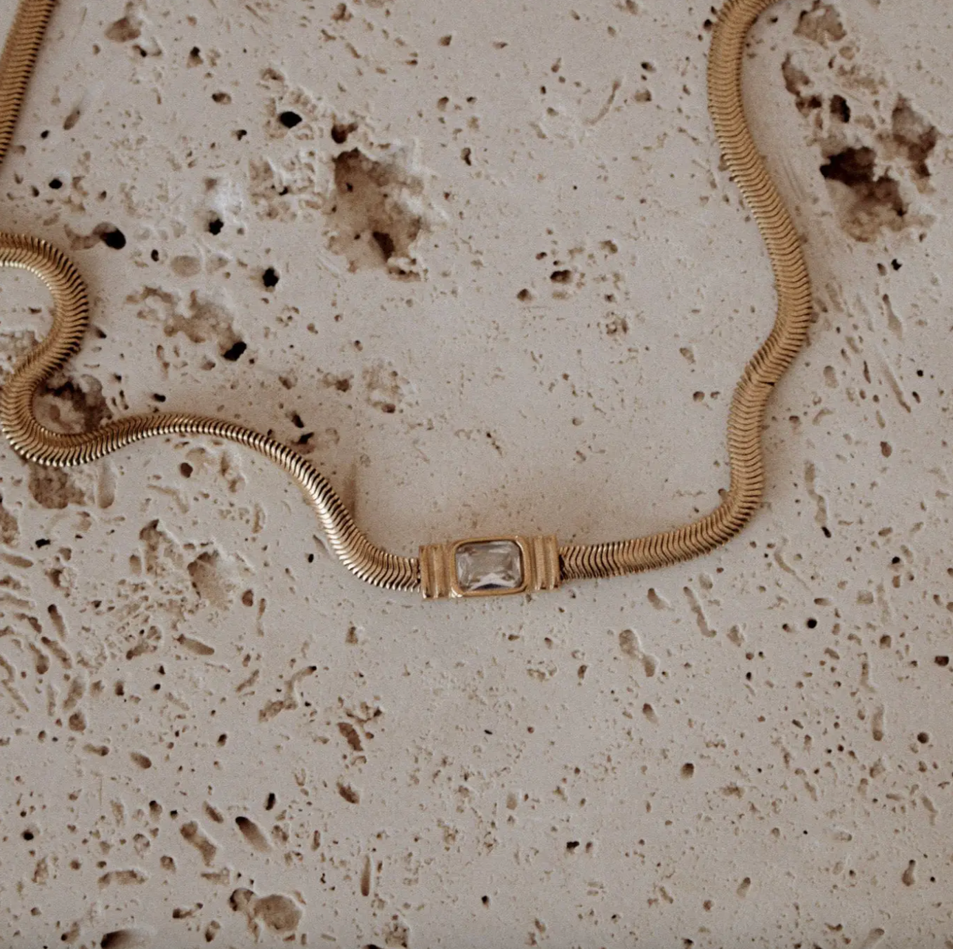 delilah necklace