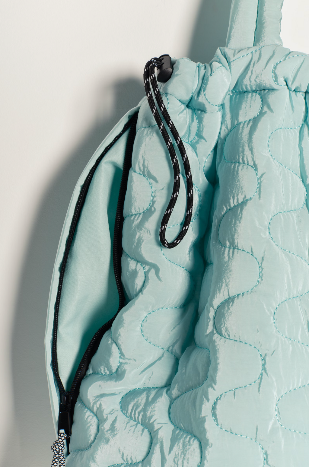 cloud 9 tote