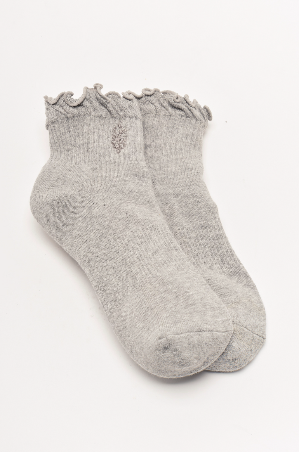 movement classic ruffle sock